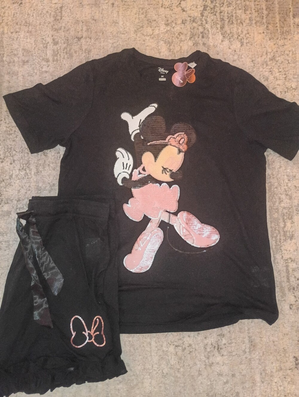 NWT Disney Black Minnie Mouse Short Pajama Set with Sequins